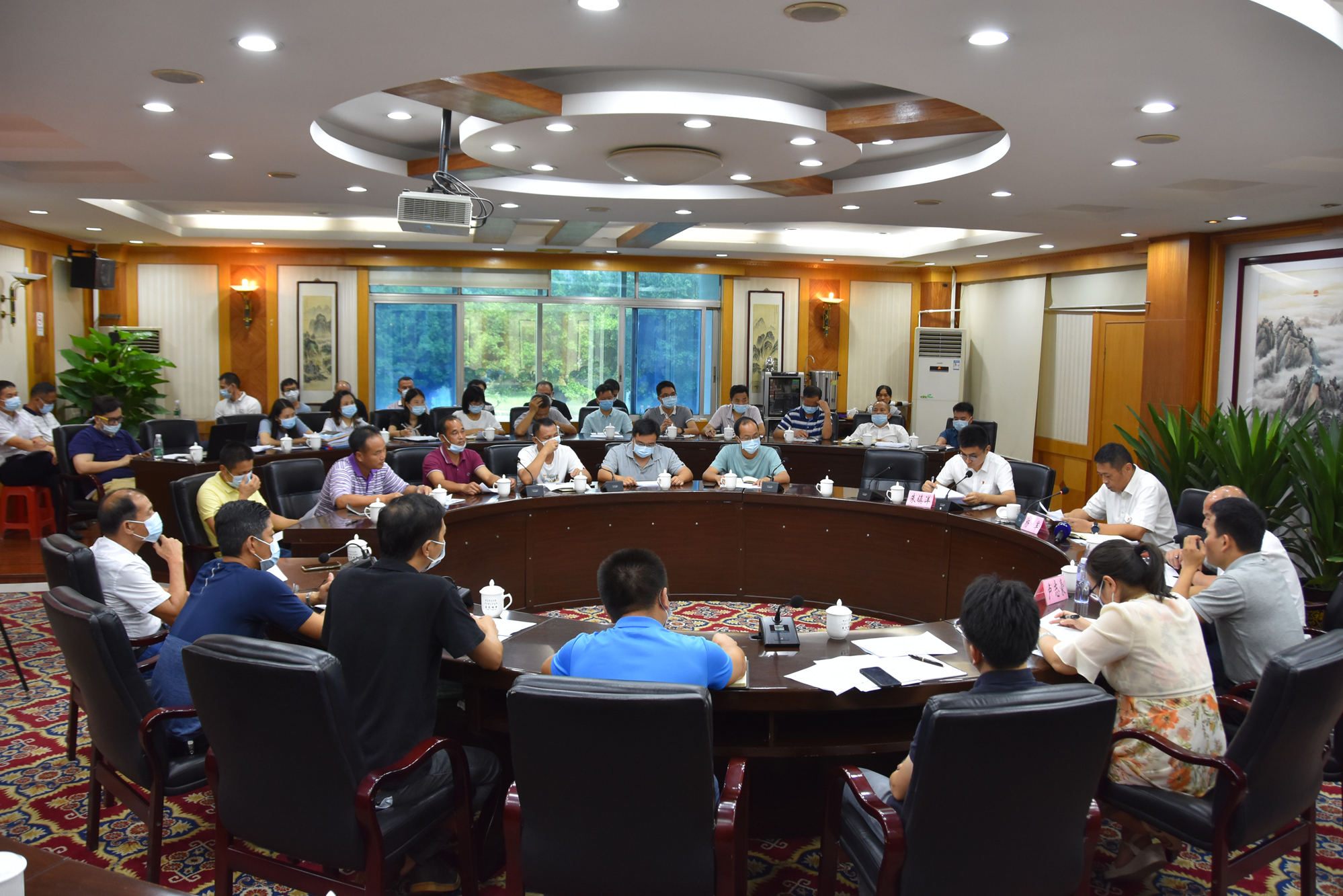 会议现场.jpg